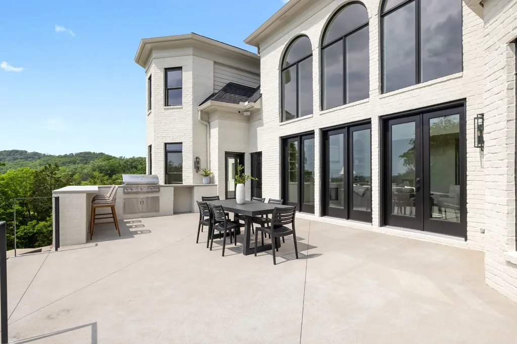 1219 Beech Hill Road Brentwood TN 37027