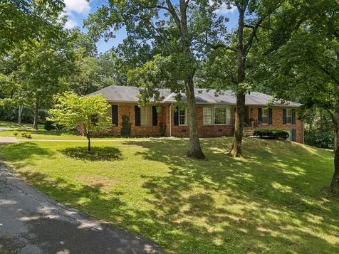 6513 Brownlee Drive Nashville TN 37205