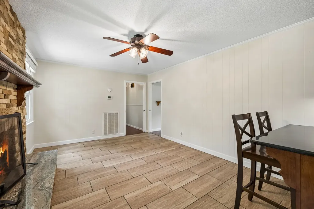1810 Theresa Drive Clarksville TN 37043
