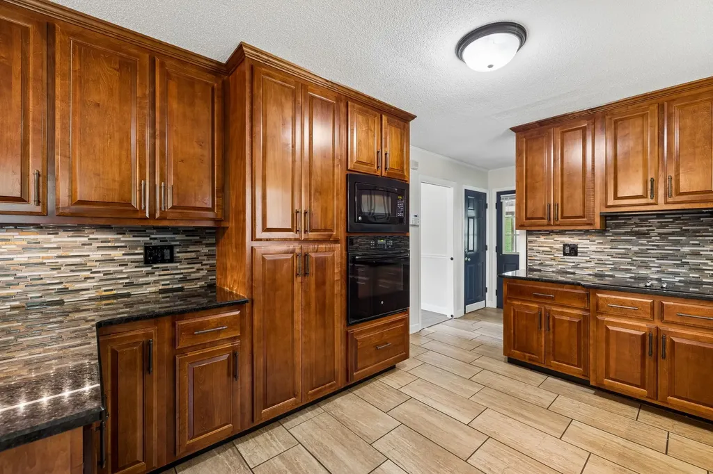 1810 Theresa Drive Clarksville TN 37043