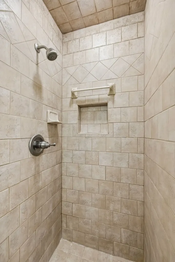 1810 Theresa Drive Clarksville TN 37043