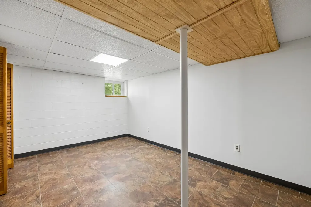 1810 Theresa Drive Clarksville TN 37043