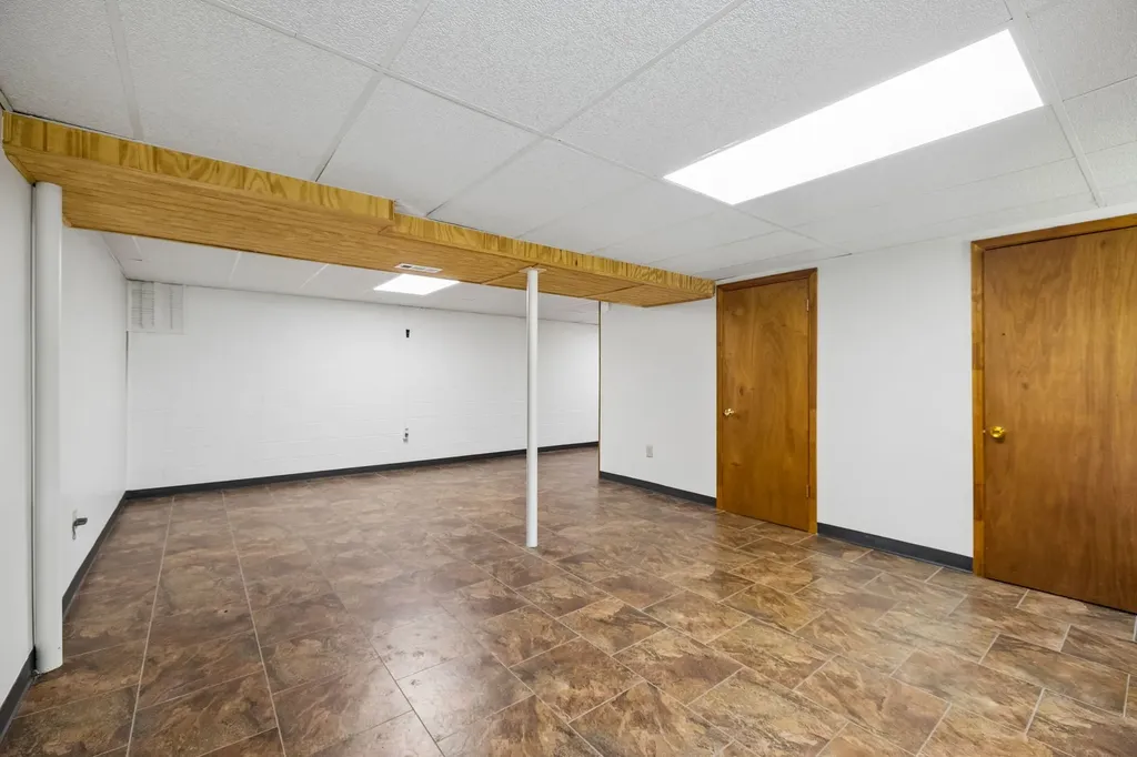 1810 Theresa Drive Clarksville TN 37043