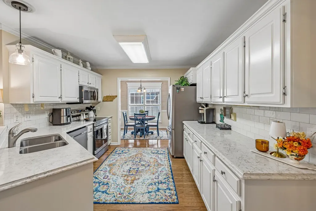 2833 Stonehedge Drive Murfreesboro TN 37128