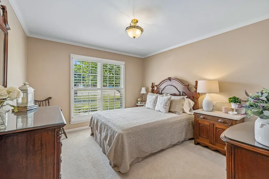 2833 Stonehedge Drive Murfreesboro TN 37128