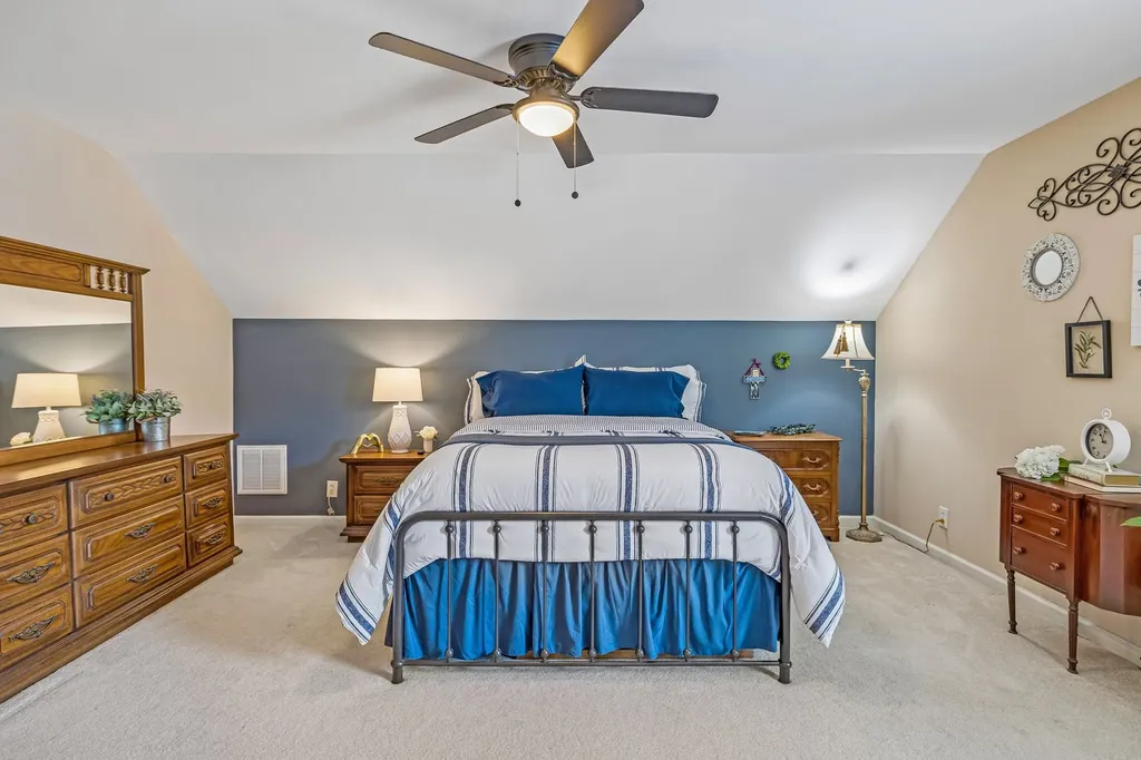 2833 Stonehedge Drive Murfreesboro TN 37128