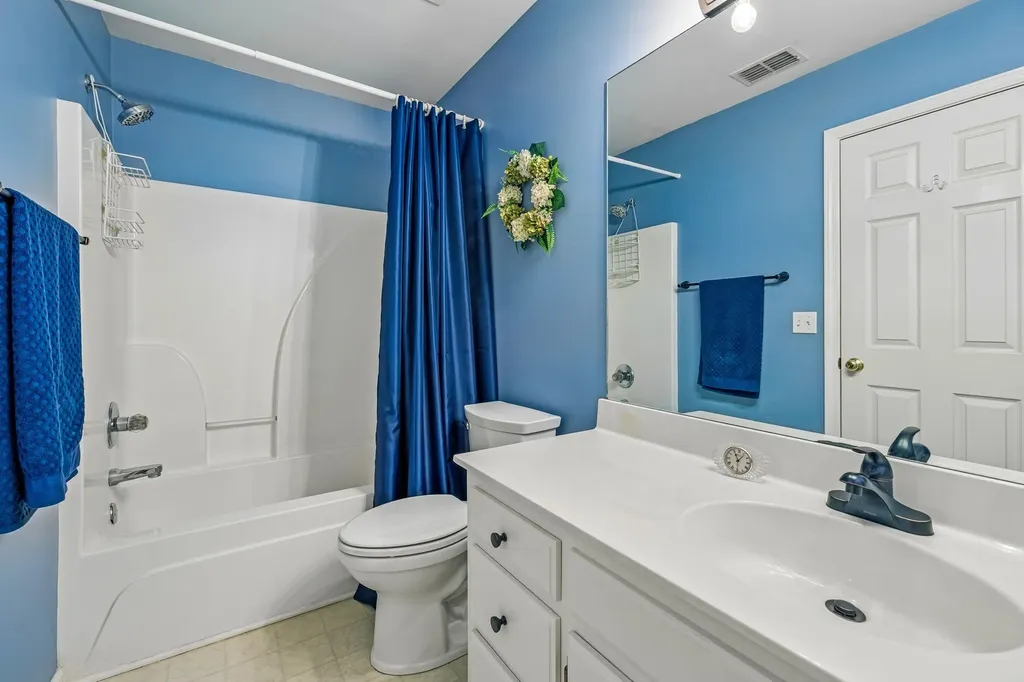 2833 Stonehedge Drive Murfreesboro TN 37128