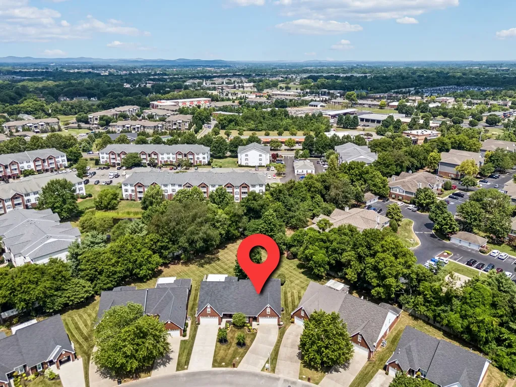 2833 Stonehedge Drive Murfreesboro TN 37128