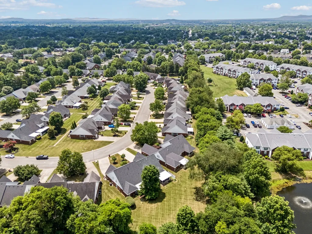 2833 Stonehedge Drive Murfreesboro TN 37128