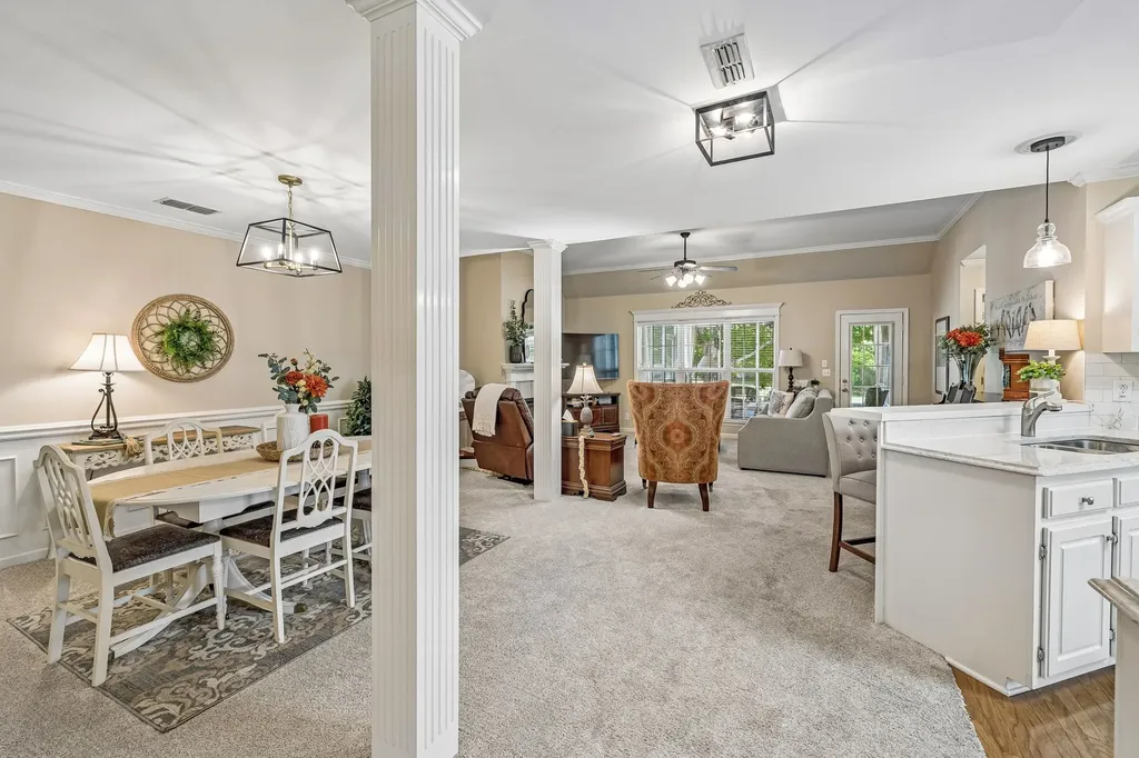 2833 Stonehedge Drive Murfreesboro TN 37128