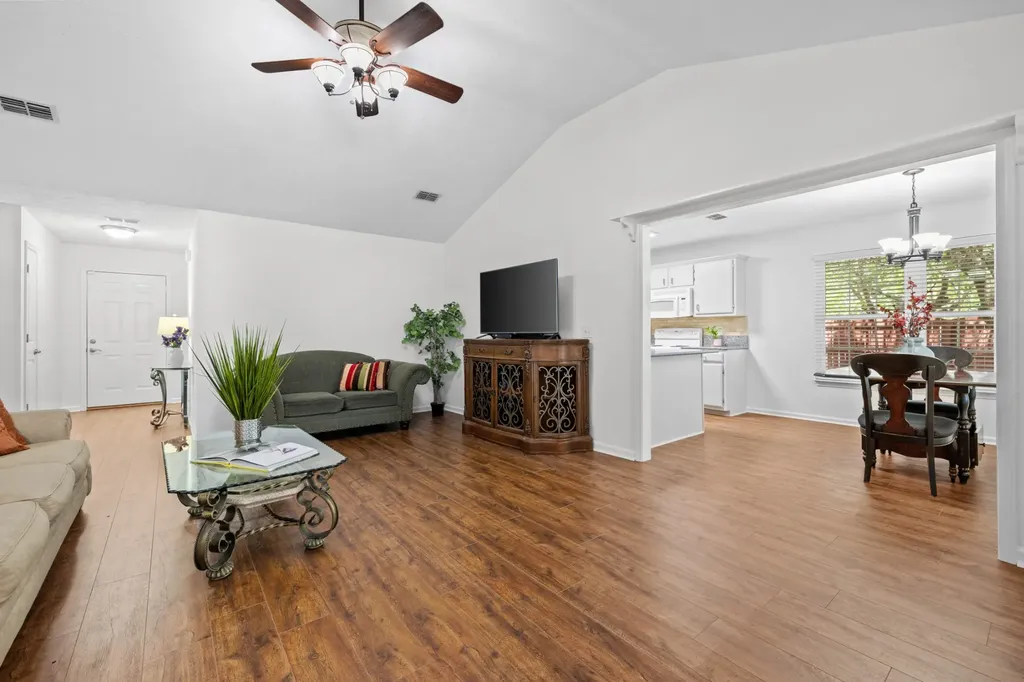 2735 Roscommon Drive Murfreesboro TN 37128