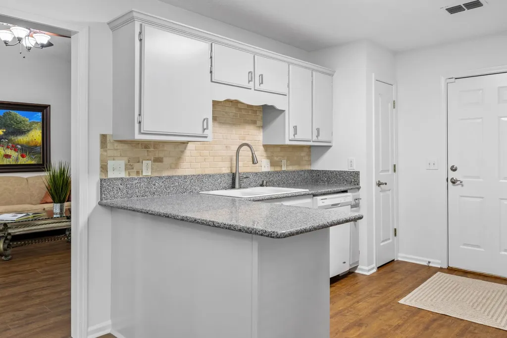 2735 Roscommon Drive Murfreesboro TN 37128