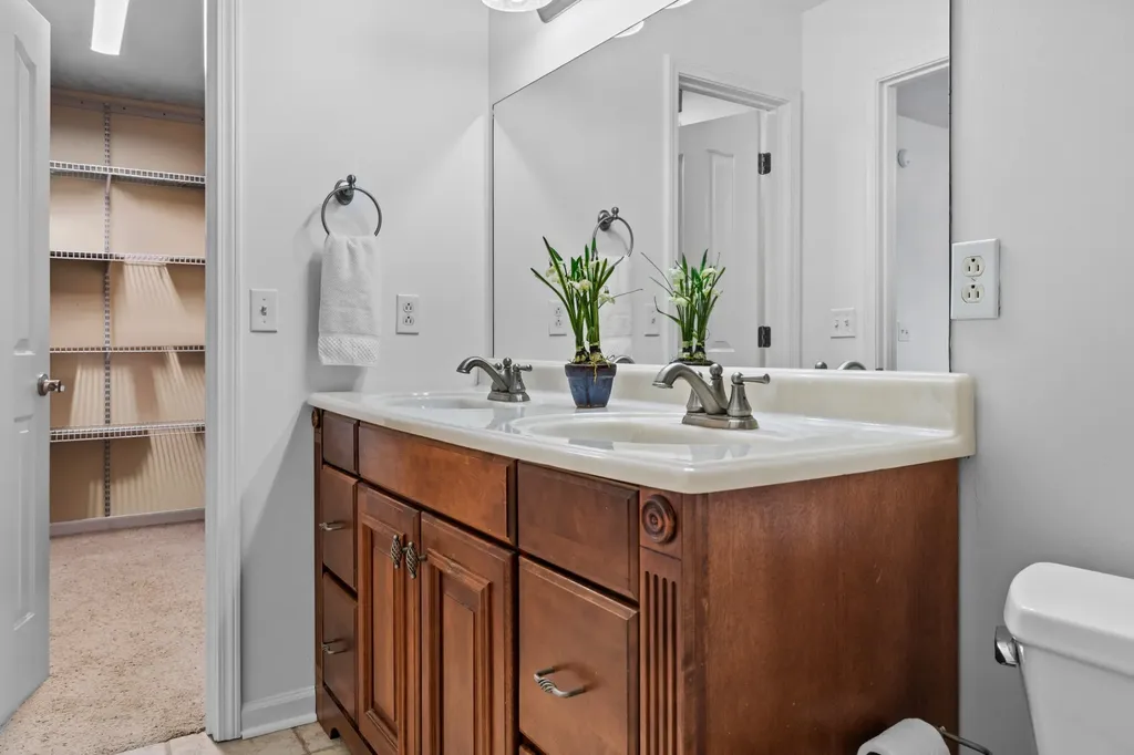 2735 Roscommon Drive Murfreesboro TN 37128