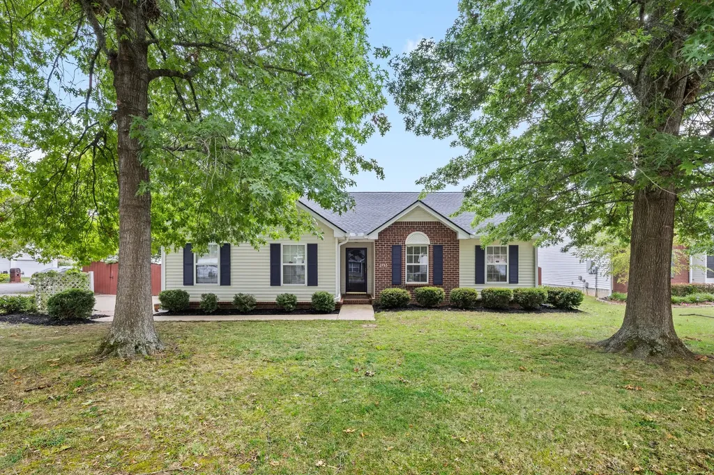 2735 Roscommon Drive Murfreesboro TN 37128