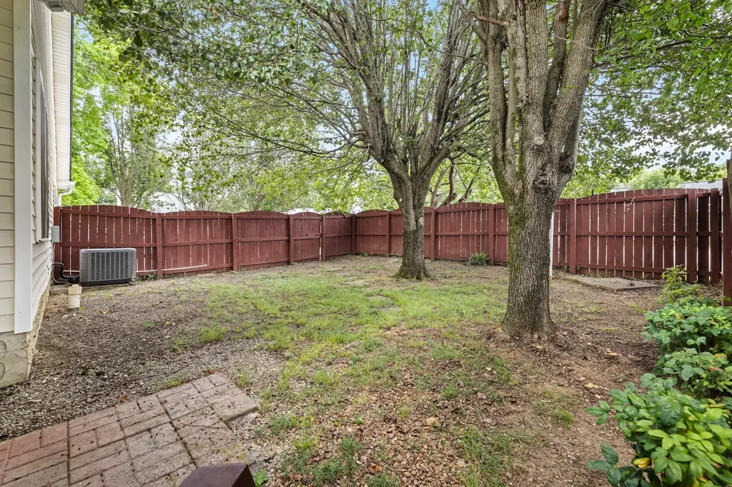 2735 Roscommon Drive Murfreesboro TN 37128
