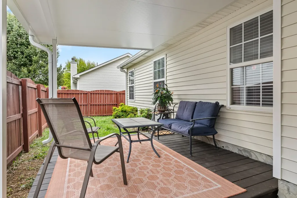 2735 Roscommon Drive Murfreesboro TN 37128