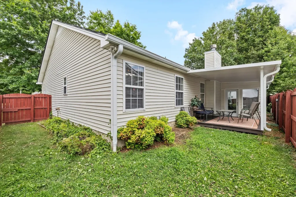 2735 Roscommon Drive Murfreesboro TN 37128