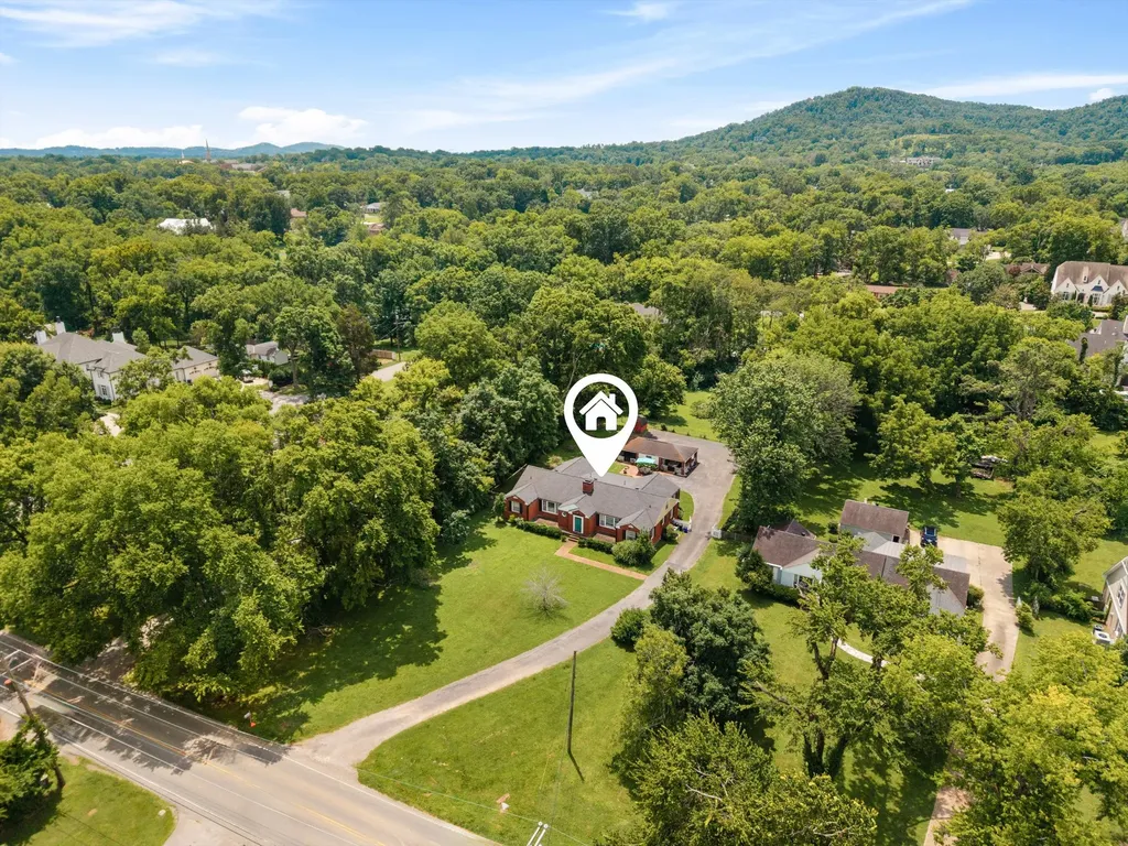 923 Battery Lane Nashville TN 37220
