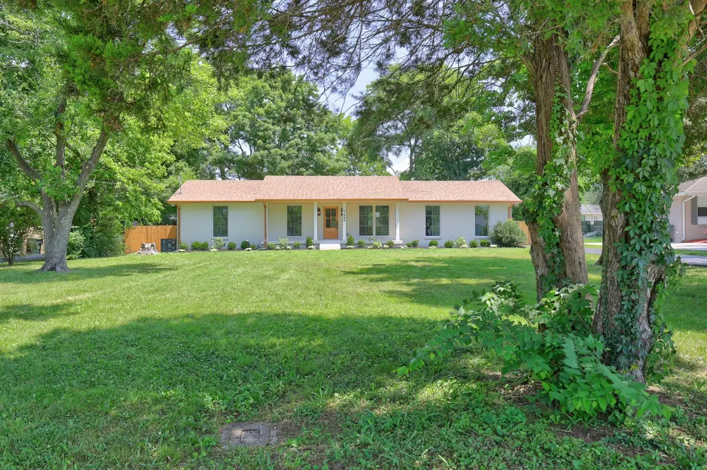 7444 Highway 70 South, S Nashville TN 37221