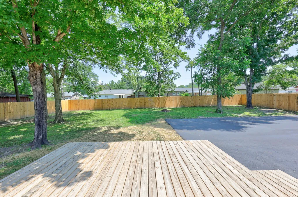 7444 Highway 70 South, S Nashville TN 37221