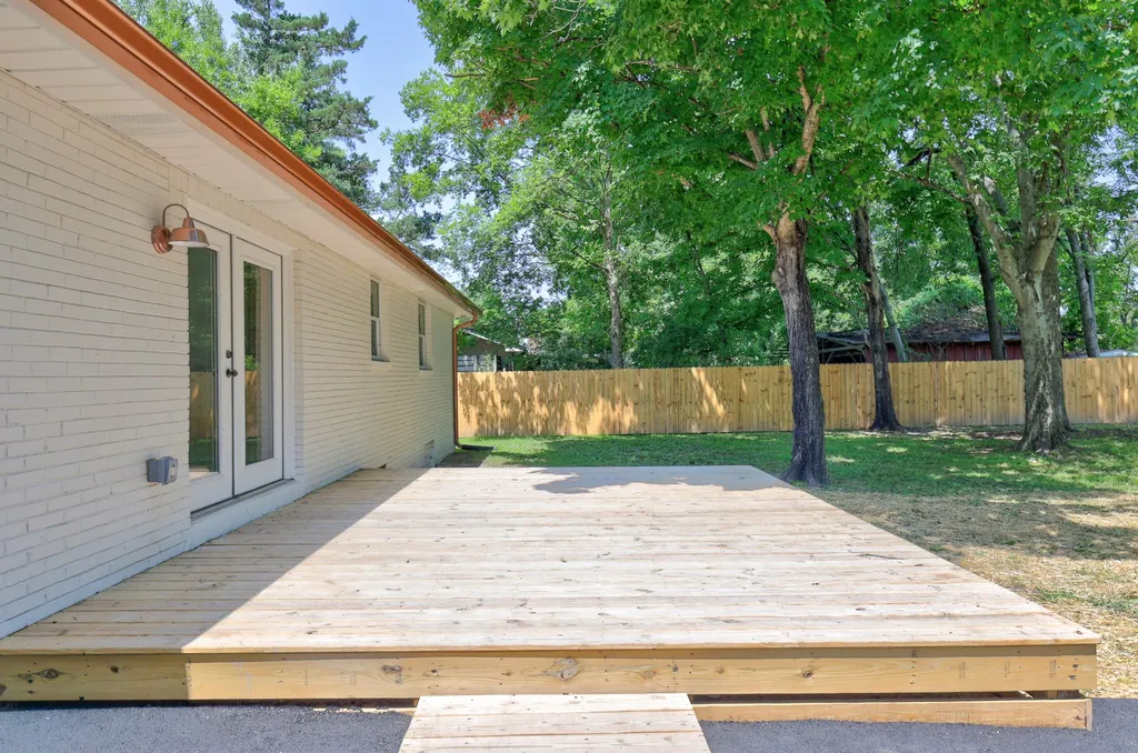 7444 Highway 70 South, S Nashville TN 37221
