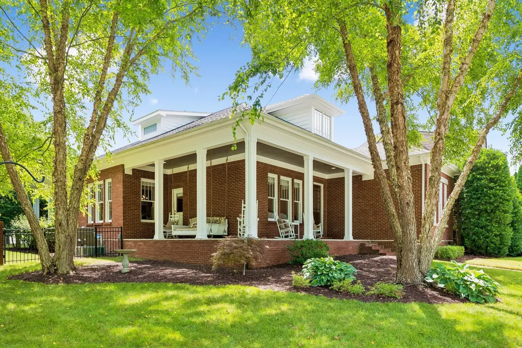 3644 Wareham Drive Thompsons Station TN 37179