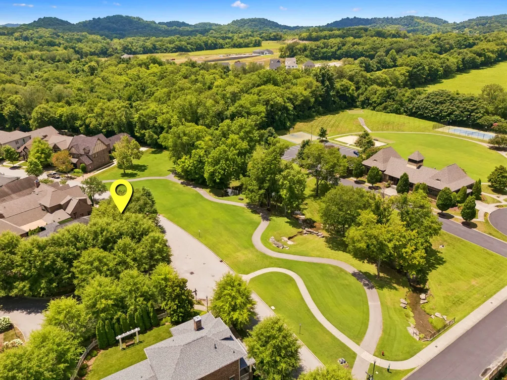 3644 Wareham Drive Thompsons Station TN 37179