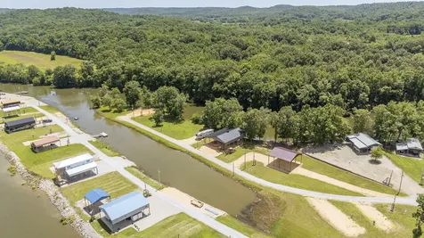 242 Drake Drive Clifton TN 38425