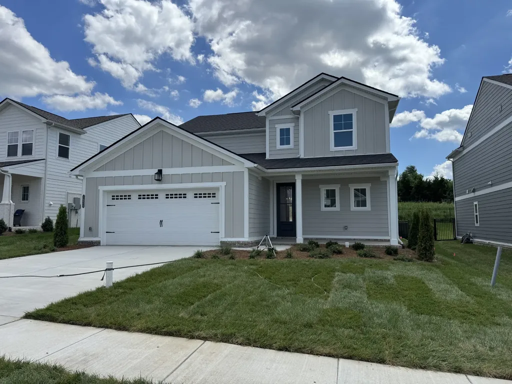 1924 Hildebrand Lane Columbia TN 38401