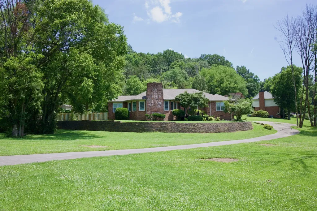 4451 Chandler Road Hermitage TN 37076