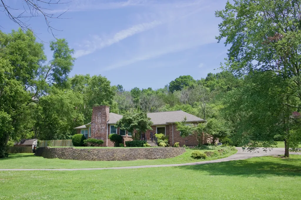 4451 Chandler Road Hermitage TN 37076