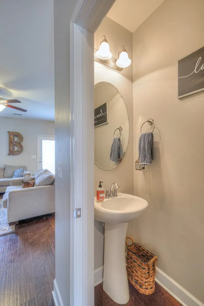2013 Abbingdon Way Old Hickory TN 37138