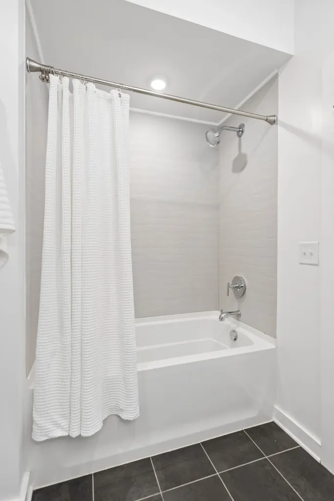 3116 W End Circle Nashville TN 37203