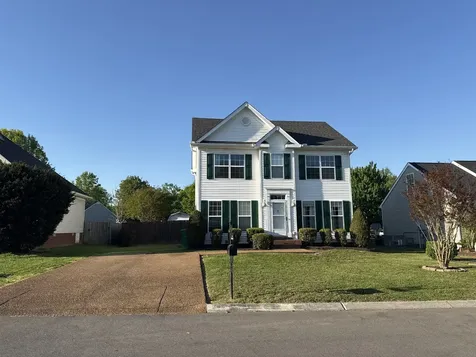 1110 Mcdonough Circle Thompsons Station TN 37179