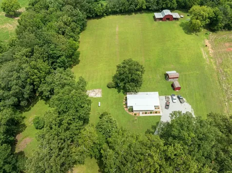 1017 Bell Mill Road Pelham TN 37366