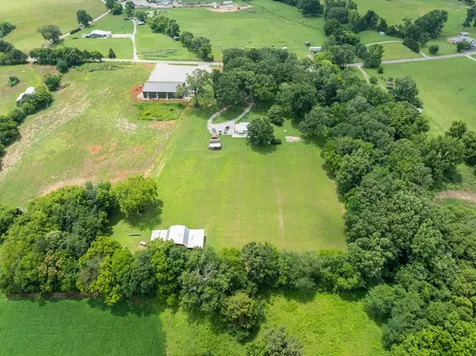 1017 Bell Mill Road Pelham TN 37366