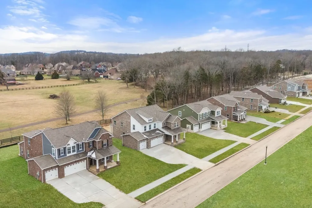 1509 Hartview Lane Lebanon TN 37087