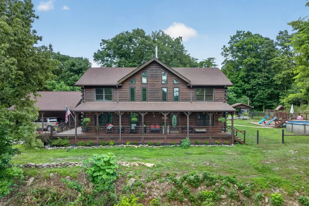 20 Magee Lane Elmwood TN 38560