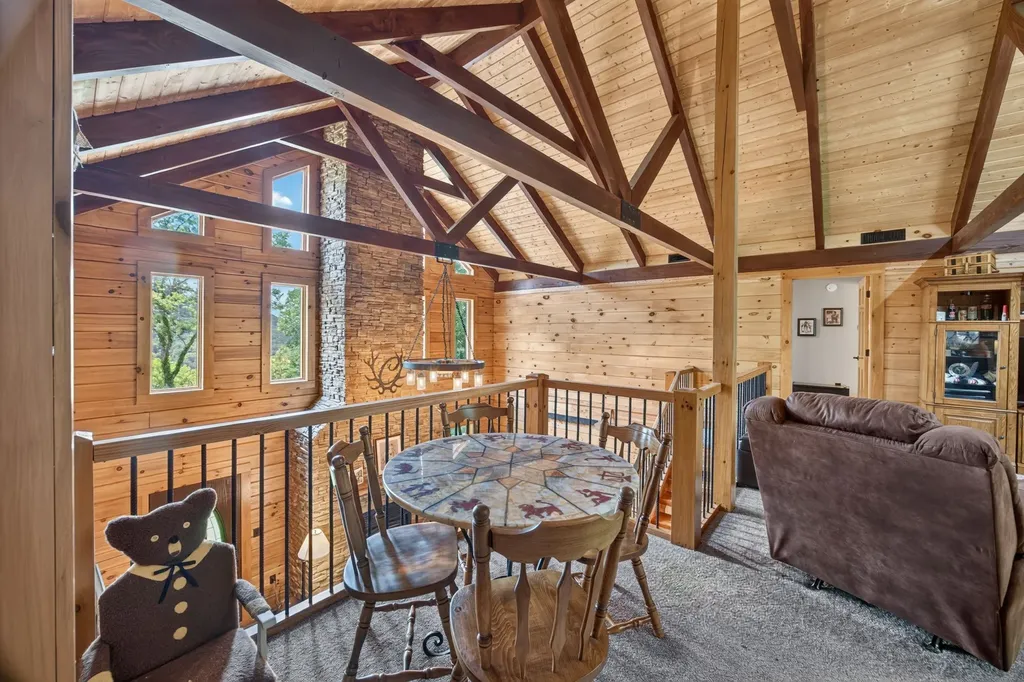 20 Magee Lane Elmwood TN 38560