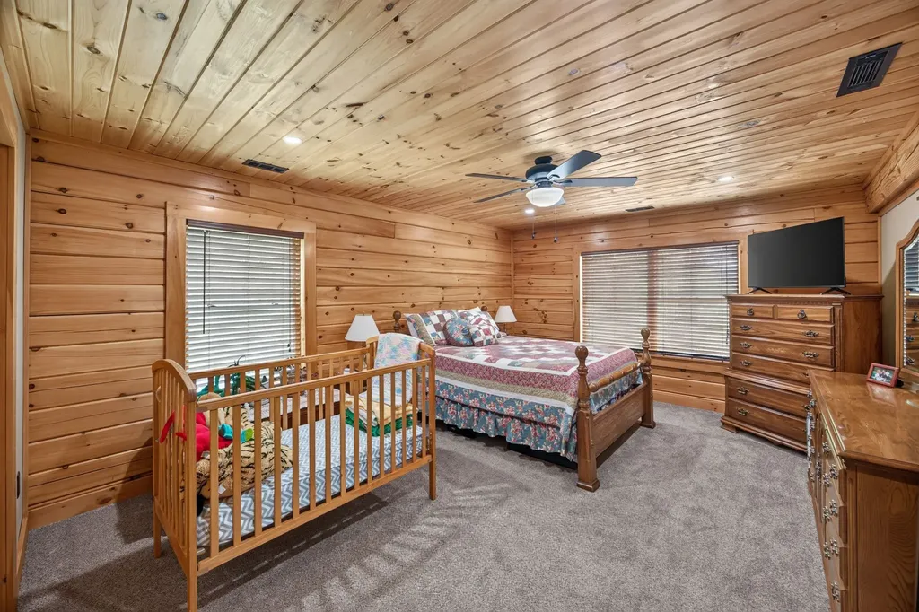 20 Magee Lane Elmwood TN 38560