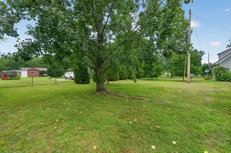 101 Country Drive Cowan TN 37318