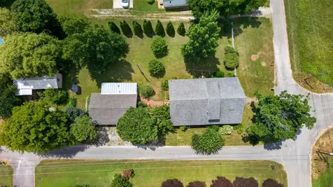101 Country Drive Cowan TN 37318