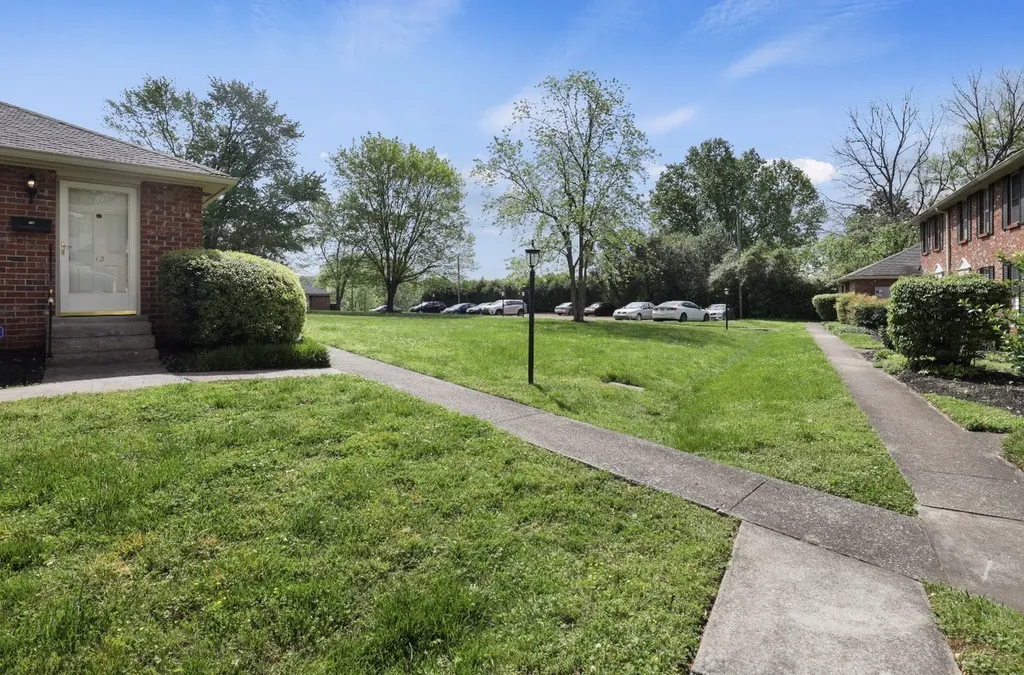 523 Harding Place Nashville TN 37211