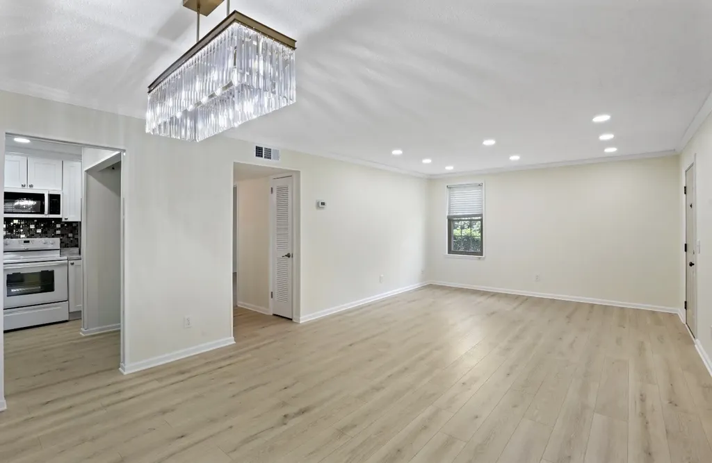 523 Harding Place Nashville TN 37211