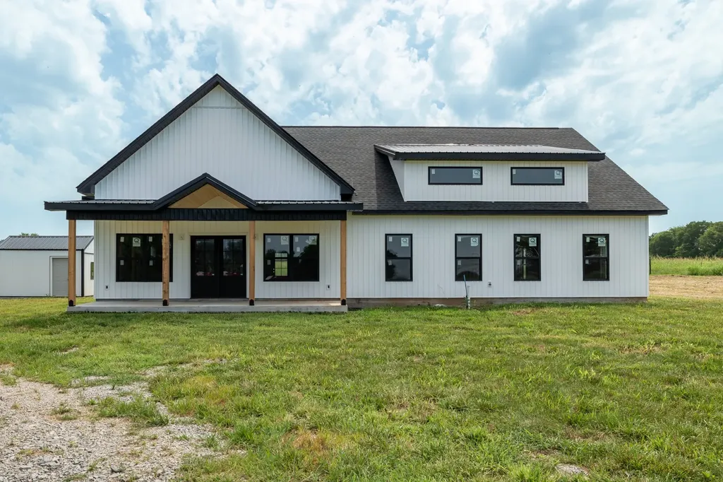 2985 Lewisburg Highway Petersburg TN 37144