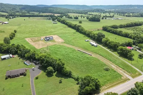 2985 Lewisburg Highway Petersburg TN 37144