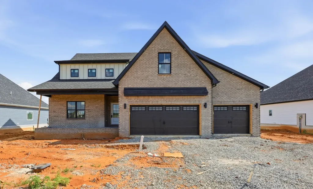 218 Low Plains Lane Clarksville TN 37043