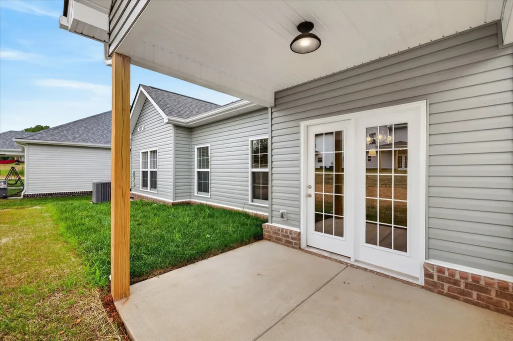 1106 Mary Lu Drive Clarksville TN 37042