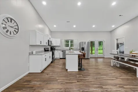 181 Hayes Ridge Road Indian Mound TN 37079