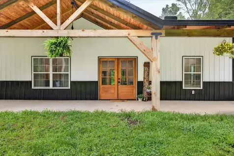 181 Hayes Ridge Road Indian Mound TN 37079